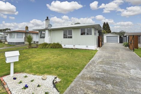 Photo of property in 35 Walton Way, Flaxmere, Hastings, 4120