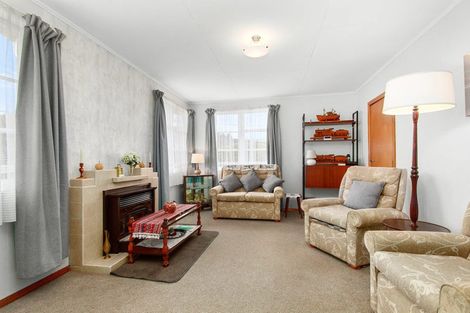 Photo of property in 15 Chittick Street, Stokes Valley, Lower Hutt, 5019