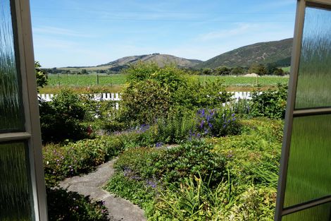 Photo of property in 82 Point Bush Road, Waimate, 7979