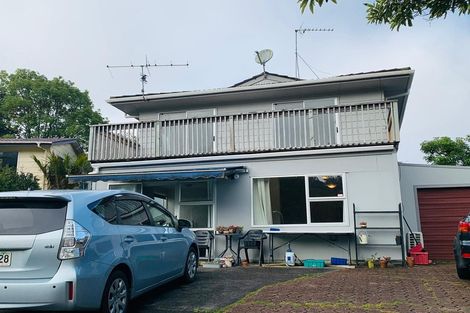 Photo of property in 156 Lynn Road, Bayview, Auckland, 0629