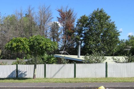 Photo of property in 49 Oreil Avenue, West Harbour, Auckland, 0618