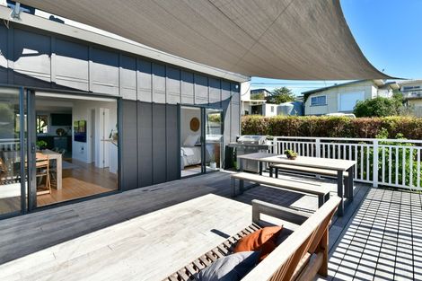 Photo of property in 1/9 Capitol Road, Matakatia, Whangaparaoa, 0930
