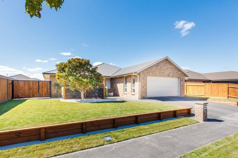 Photo of property in 23 Branigan Parade, Kelvin Grove, Palmerston North, 4414