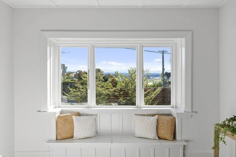 Photo of property in 87 Saint Andrews Hill Road, Mount Pleasant, Christchurch, 8081