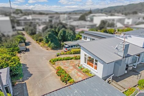 Photo of property in 67 Whites Line East, Waiwhetu, Lower Hutt, 5010