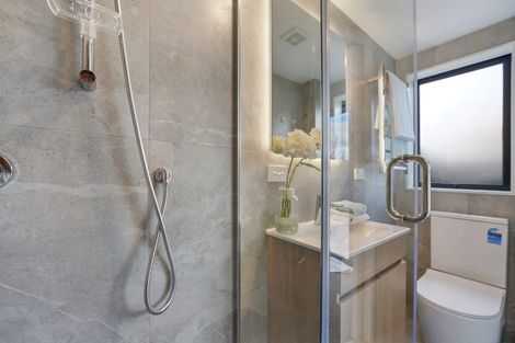 Photo of property in 8/32 Tiraumea Drive, Pakuranga, Auckland, 2010