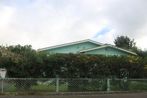 Photo of property in 44 Kingswood Street, Takaro, Palmerston North, 4412
