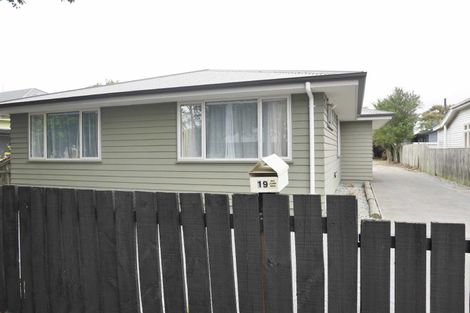 Photo of property in 19 Defoe Place, Waltham, Christchurch, 8023
