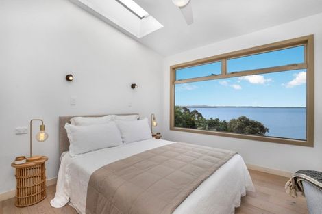 Photo of property in 16 Crispe Road, Clarks Beach, 2122