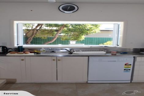 Photo of property in 167 Memorial Avenue, Burnside, Christchurch, 8053