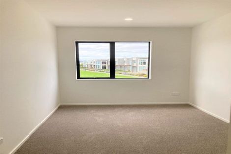 Photo of property in 39b Soaring Bird Drive, Takanini, 2112