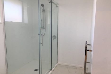 Photo of property in 2/89 Middlepark Road, Sockburn, Christchurch, 8042