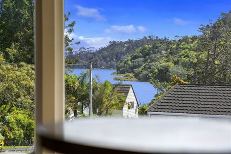 Photo of property in 225 Manuka Road, Bayview, Auckland, 0629