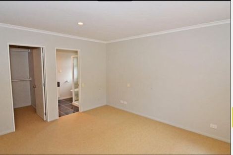 Photo of property in 32 Espalier Drive, Henderson, Auckland, 0612