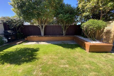 Photo of property in 2/97a Grimseys Road, Redwood, Christchurch, 8051