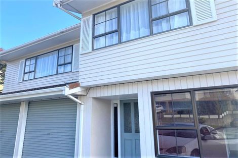 Photo of property in 30 Fyvie Avenue, Tawa, Wellington, 5028