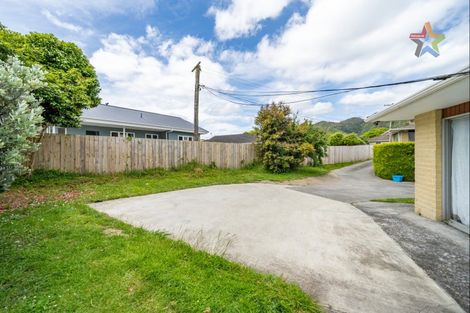 Photo of property in 11b Foster Street, Taita, Lower Hutt, 5011
