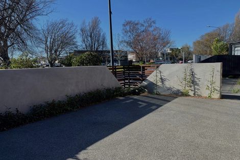 Photo of property in 323 Cambridge Terrace, Christchurch Central, Christchurch, 8013