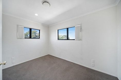 Photo of property in 12a Freyberg Avenue, Papatoetoe, Auckland, 2104