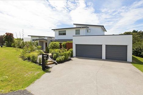 Photo of property in 7b Olwyn Place, Greenhithe, Auckland, 0632