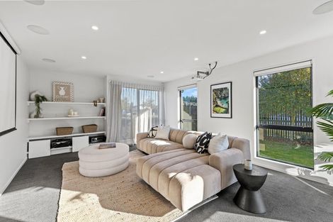 Photo of property in 10 Emma Street, Marshland, Christchurch, 8083