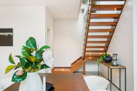 Photo of property in 7 Rangi Avenue, Schnapper Rock, Auckland, 0632