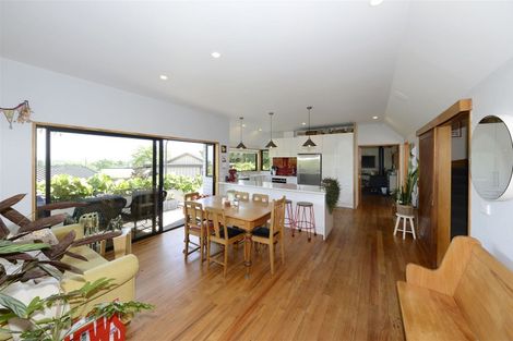 Photo of property in 5 Rhodesvale Terrace, Cashmere, Christchurch, 8022
