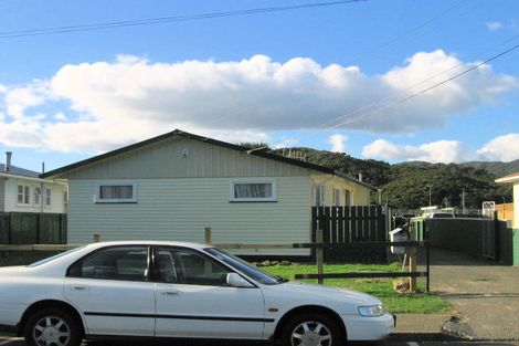 Photo of property in 40 Konini Street, Wainuiomata, Lower Hutt, 5014