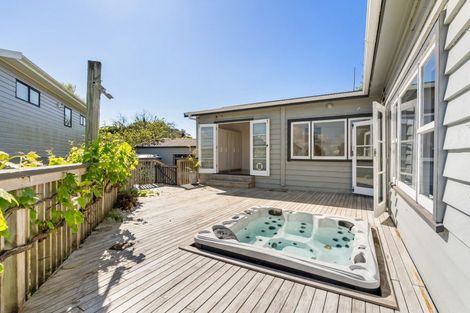 Photo of property in 54 Mahanga Road, Pataua South, Onerahi, 0192