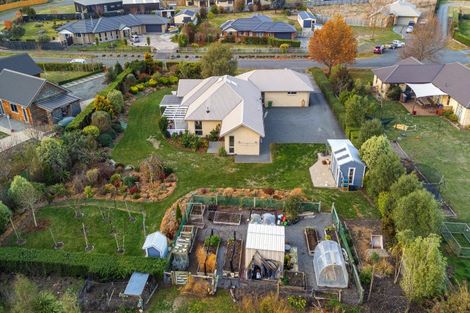 Photo of property in 14 Riverside Way, Amberley, 7410