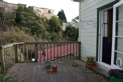 Photo of property in 143 Wadestown Road, Wadestown, Wellington, 6012