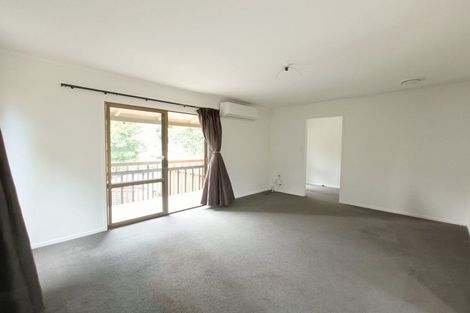 Photo of property in 14 Palmetto Place, Goodwood Heights, Auckland, 2105
