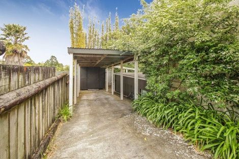 Photo of property in 2/93 Woodglen Road, Glen Eden, Auckland, 0602