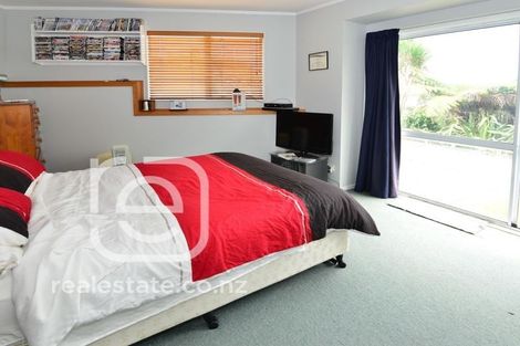 Photo of property in 157 West Harbour Drive, West Harbour, Auckland, 0618