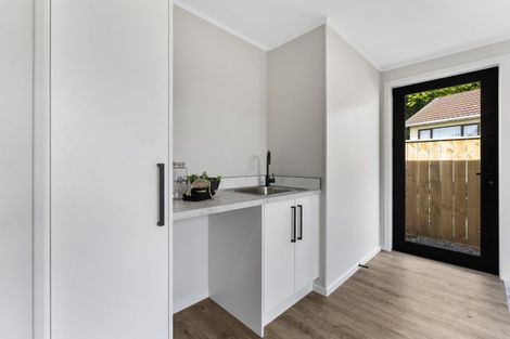 Photo of property in 26 East Street, Terrace End, Palmerston North, 4410