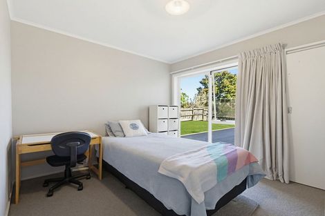 Photo of property in 2 Awatea Terrace, Lynmore, Rotorua, 3010