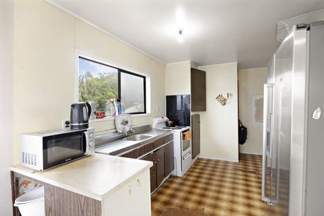 Photo of property in 39 Cockayne Crescent, Sunnynook, Auckland, 0620