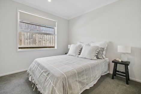 Photo of property in 45 Pakanga Grove, Pyes Pa, Tauranga, 3112