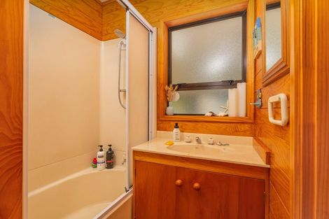 Photo of property in 136a Pauanui Boulevard, Pauanui, Hikuai, 3579