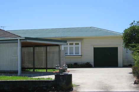 Photo of property in 18b Falkirk Street, Blockhouse Bay, Auckland, 0600