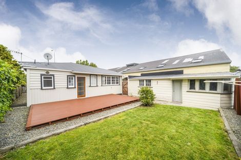 Photo of property in 375 College Street, Hokowhitu, Palmerston North, 4410