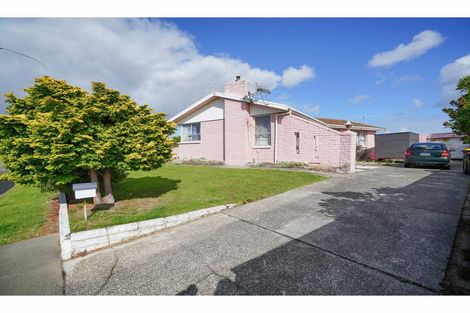 Photo of property in 12 Henderson Street, Kingswell, Invercargill, 9812