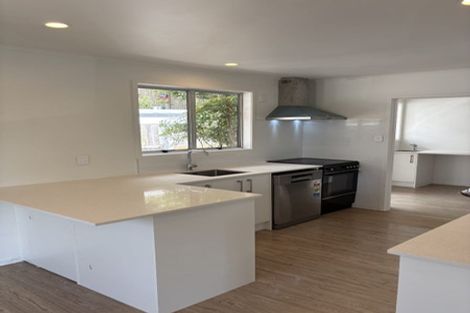 Photo of property in 37a Regency Place, Sunnynook, Auckland, 0632