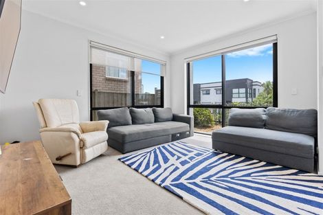 Photo of property in 100 Matairangi Avenue, Totara Heights, Auckland, 2105