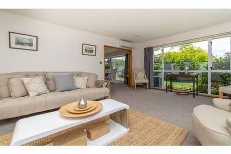 Photo of property in 52 Berkshire Drive, Avonhead, Christchurch, 8042
