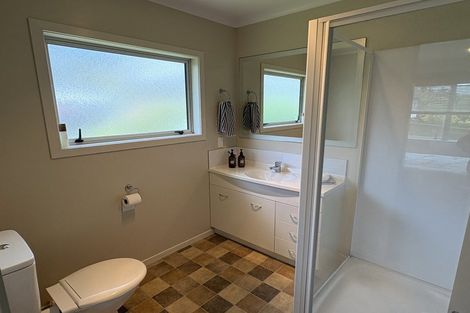 Photo of property in 24a Taylor Terrace, Tawa, Wellington, 5028