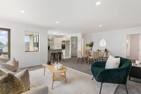 Photo of property in 14 Exotic Place, Massey, Auckland, 0614