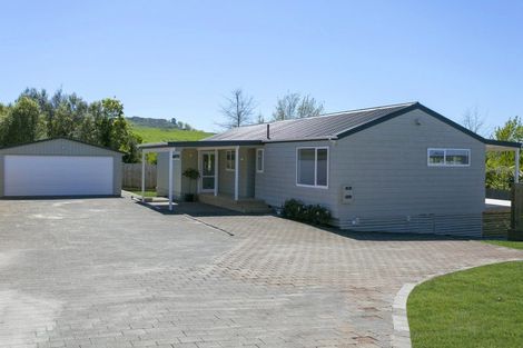 Photo of property in 12b Reeves Road, Acacia Bay, Taupo, 3330