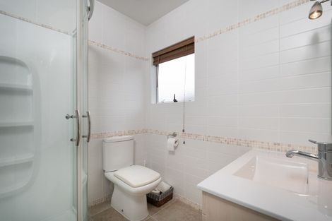 Photo of property in 39 Suncrest Drive, West Harbour, Auckland, 0618