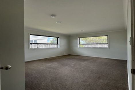 Photo of property in 13 Hoihere Drive, One Tree Point, 0118